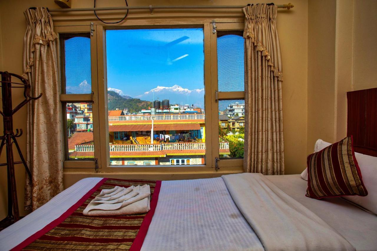 Hotel Grand Holiday Pokhara Exterior foto
