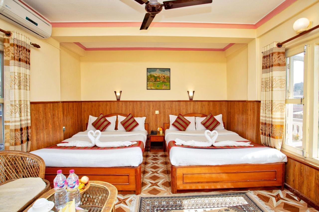 Hotel Grand Holiday Pokhara Exterior foto